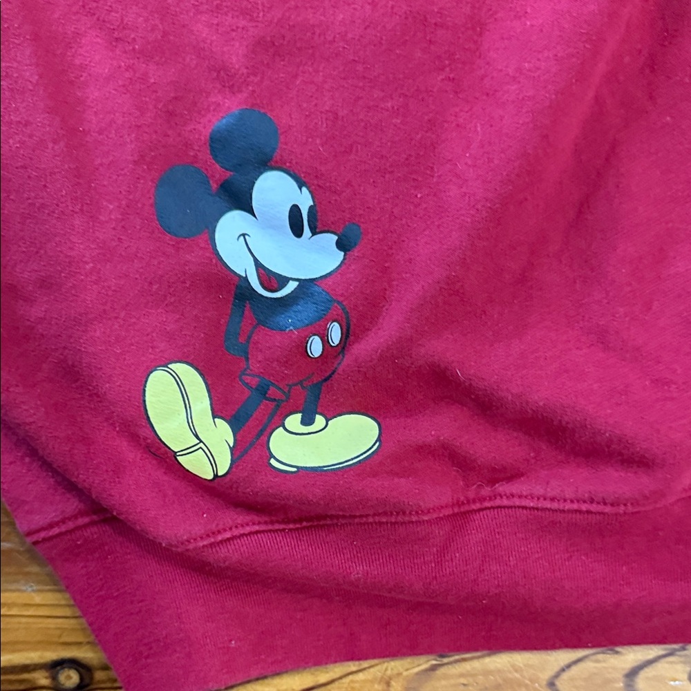 Disney Red Crewneck Sweatershirt with Mickey Mouse Size Large - Picture 4 of 12